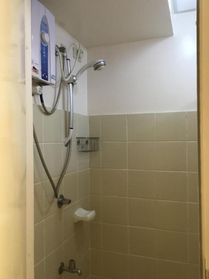 Condominium With Swimming Pool And Viewing Deck Tagaytay City Eksteriør billede